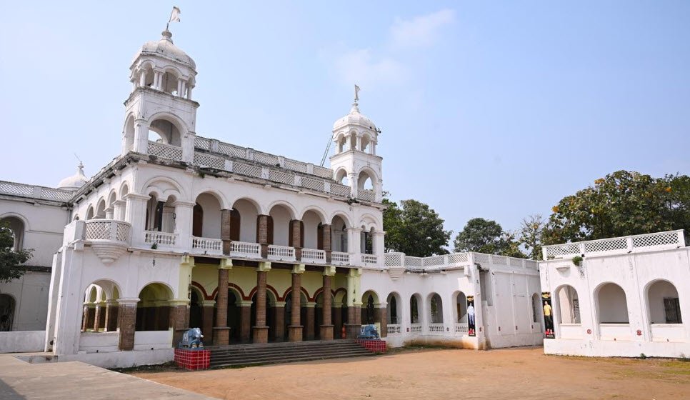 Bobbili Fort, Vizianagaram, Andhra Pradesh - Vushii.com